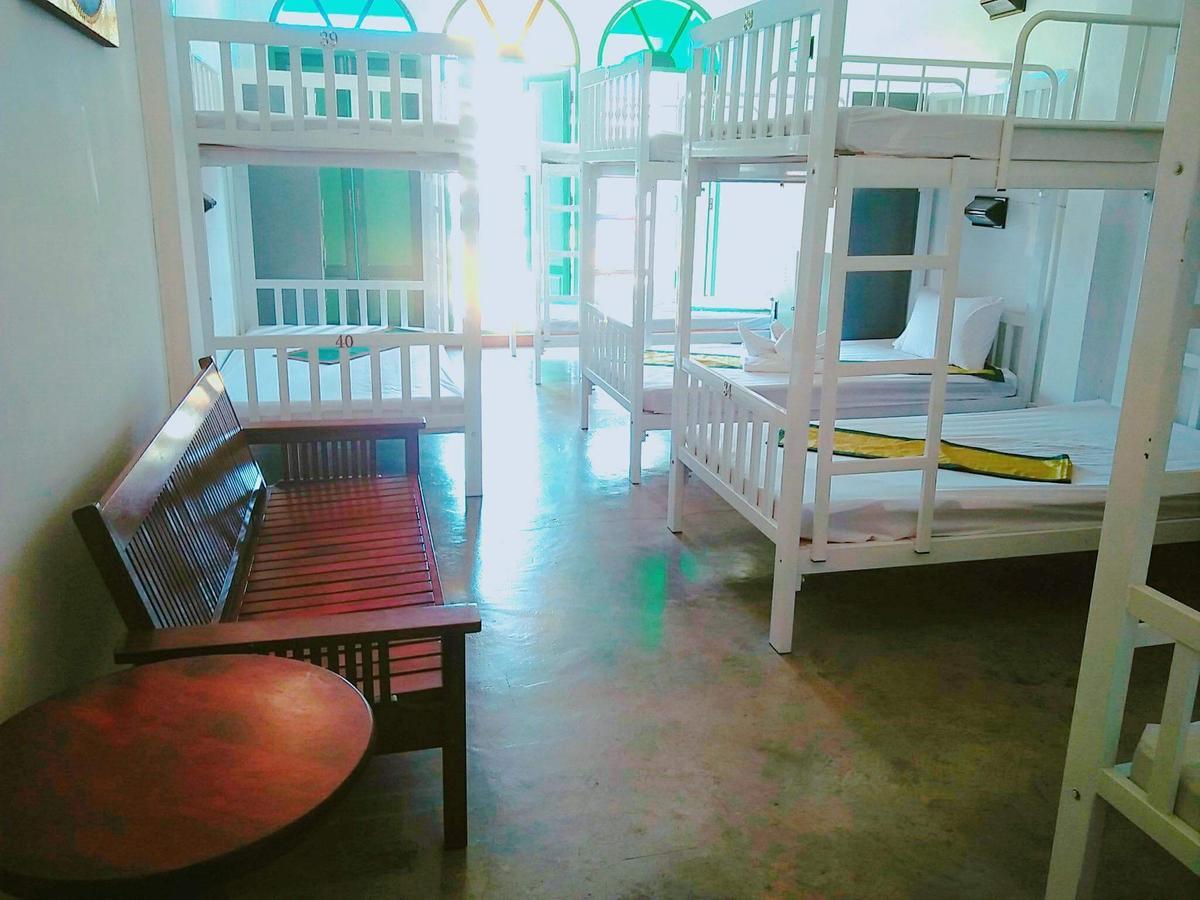 Albergue Siri Krabi town Exterior foto