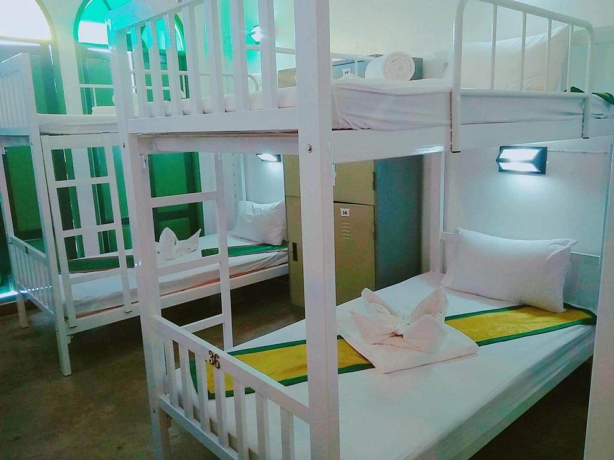 Albergue Siri Krabi town Exterior foto